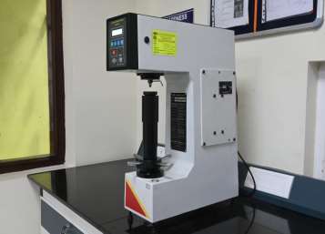 Rockwell Hardness Tester